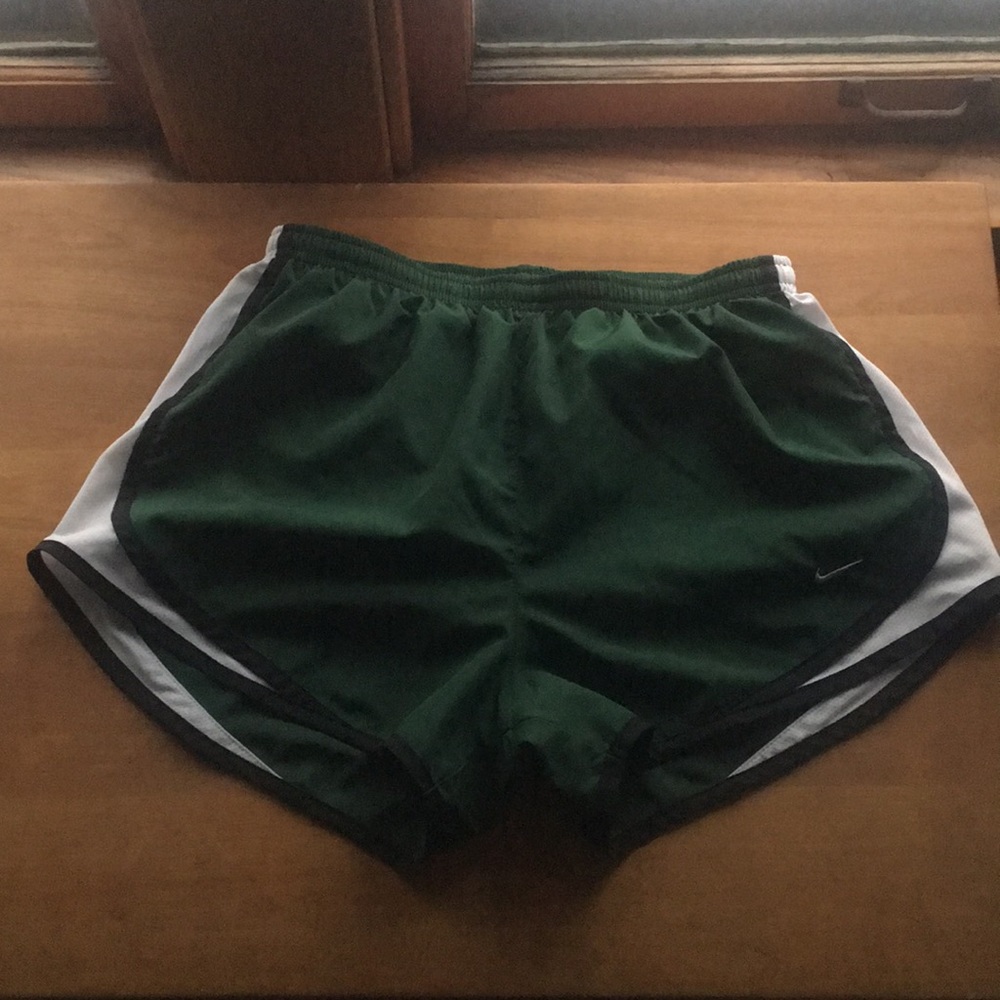 Green Women’s Nike Tempo Running Short Size M